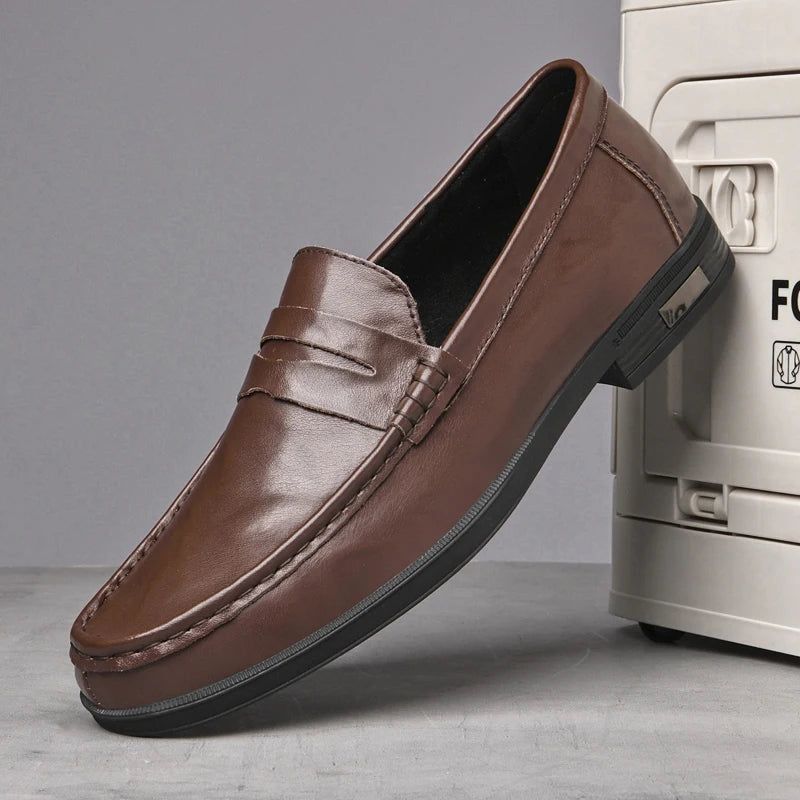 High Quality Brand Men's Genuine Leather Casual Shoes Classic Brown Men's Business Formal Shoes Soft Soled Comfortable Loafers