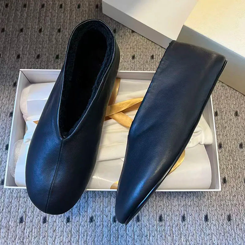 Winter Shoes Woman Genuine Leather Round Toe Slip-on Loafers Woman Casual Comfy Walk Shoes Wool Warm Flat Short Boots Women
