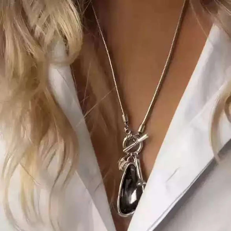 New Long Necklace Female Sweater Chain Irregular Crystal Pendant Charms Choker Necklace for Women Elegant Jewelry Gifts