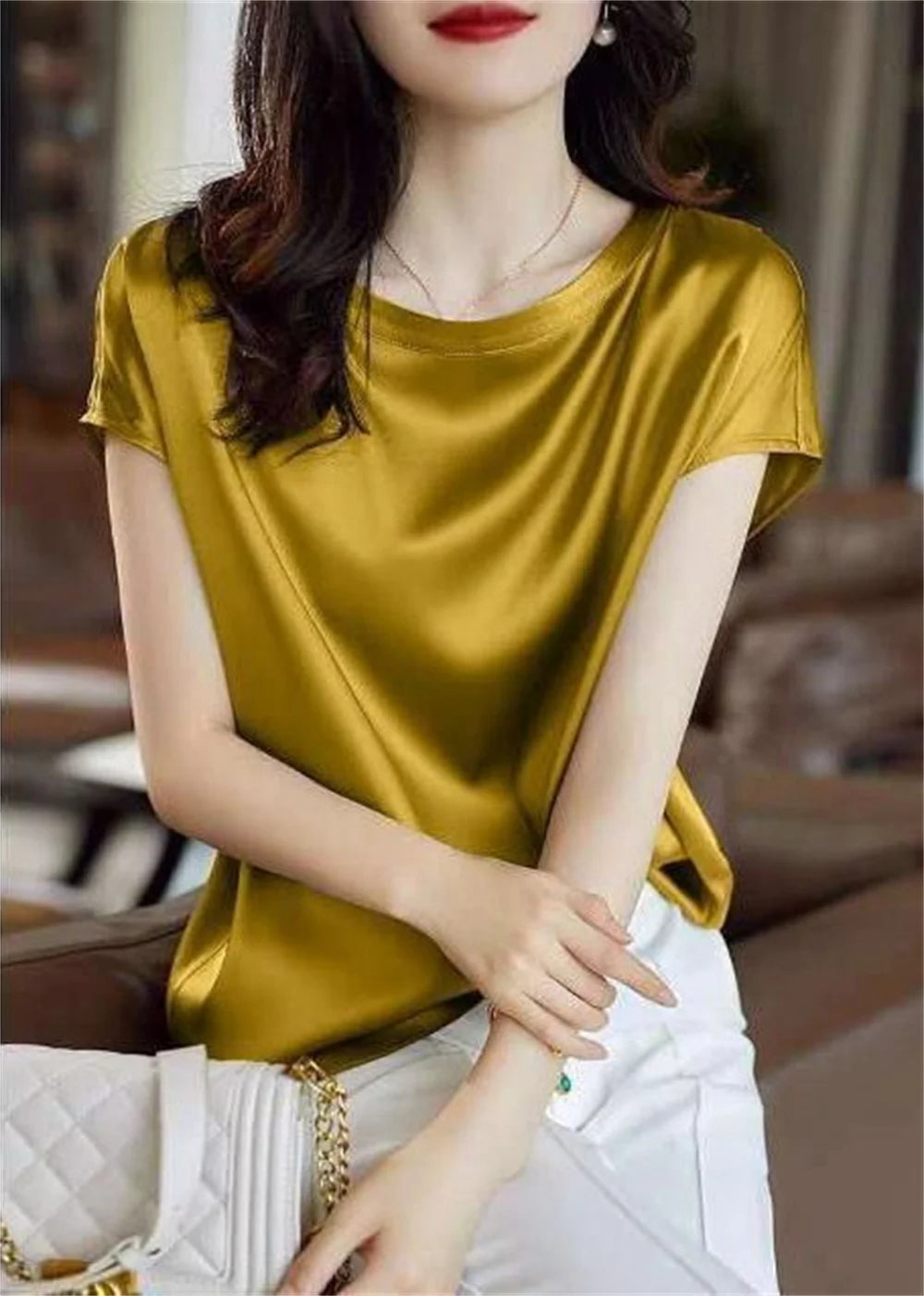 Satin Silk Shirts for Women Smooth & Shiny Short Sleeve T- Shirts Pullover Blouses Casual Loose Elegant Work Tops