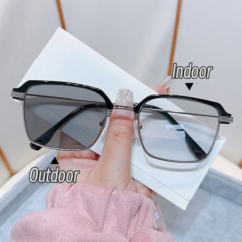 Photochromic Reading Glasses High Definition Men's Anti-blue Presbyopia Eyewear Metal Fashion Classic Hyperopia Eyeglasses