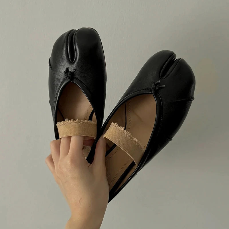 Womens Genuine Leather Ballet Flats Black Sheepskin Pleated Tibi SplitToe Shoes Fashion Mules Designer Footwear