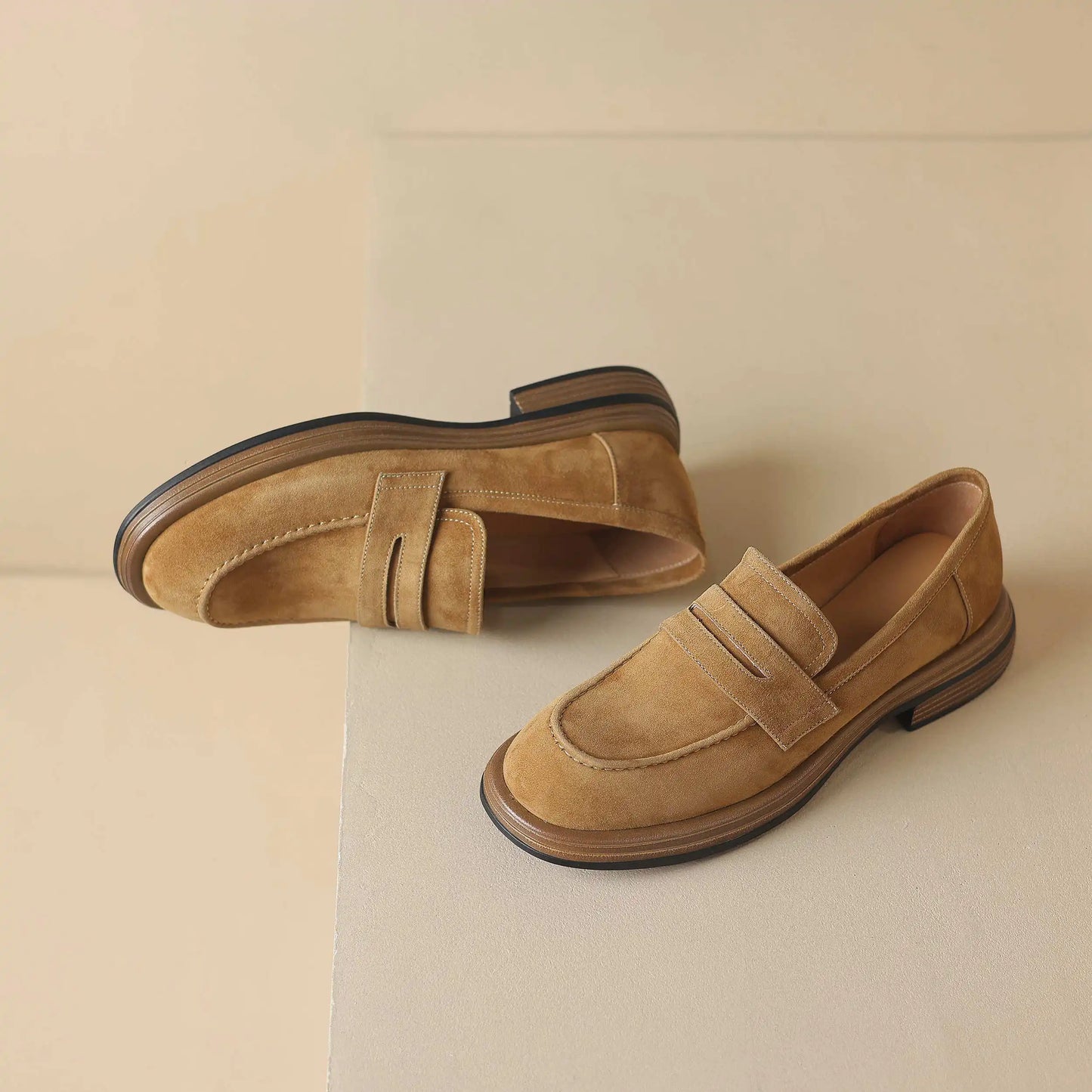 Krazing Pot Sheep Suede Size 34-41 Round Toe Med Heels Retro Mature Loafers Slip On Casual Spring Shoes Dating Brand Women Pumps