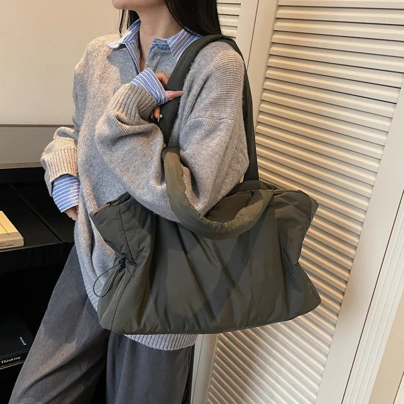 Women Nylon Bucket Shoulder Bag Large Capacity Tote Bag Fall Winter Versatile Cotton-padded Handbag Guangzhou High Quality Bag