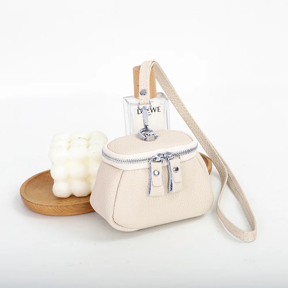 Ladies Genuine Leather Cosmetic Bag Fashion Cosmetic Case Makeup Bag Women Clutch Mini Toiletry Bag Cosmetic Pouch with Lanyard