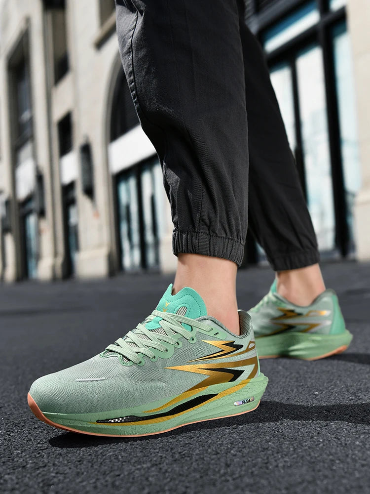 Running shoes for Outdoor use, Fashionable for Both Men and Women, Comfortable and Breathable sports and Casual shoes. black 10