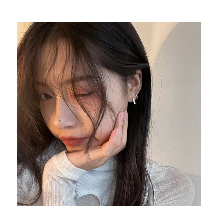 Sterling Silver Earrings Sophisticated Personality High End Exquisite Simple Elegant Letter Shaped Ear Accessories for Women