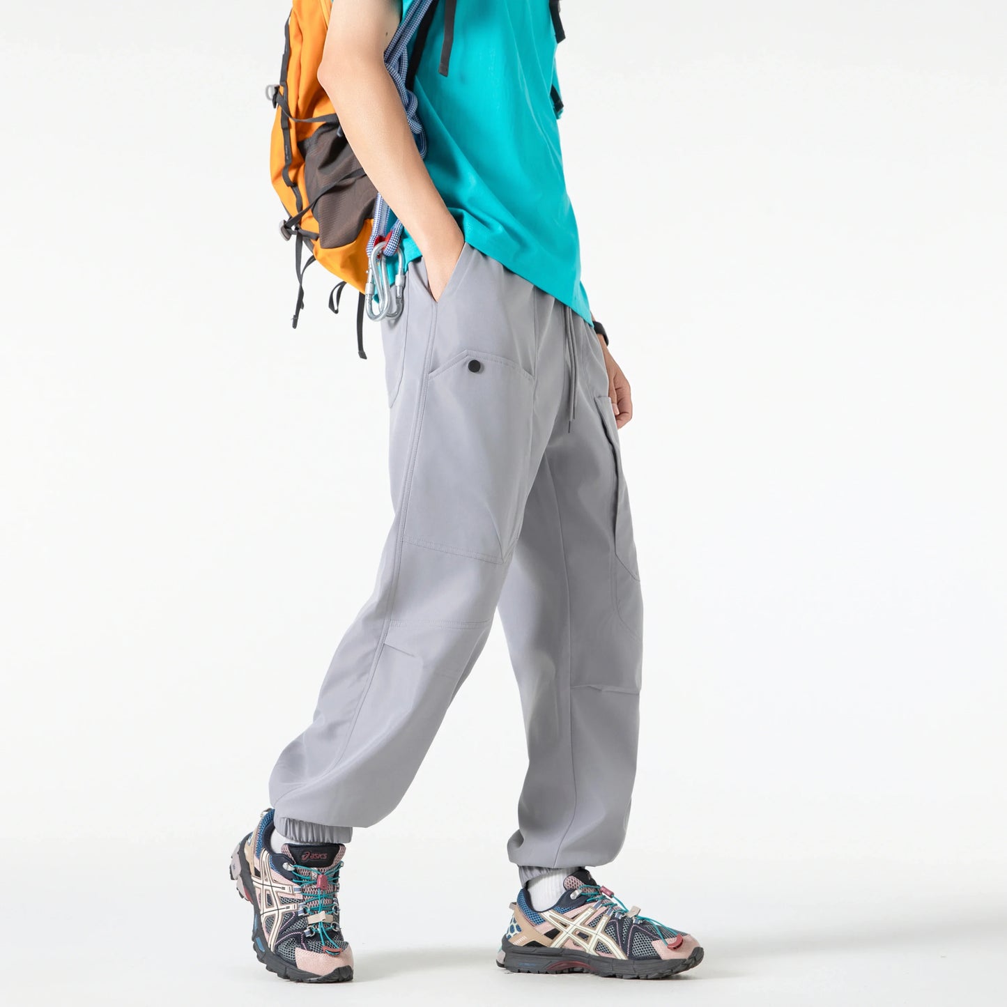 Men's outfit pants are versatile, trendy, loose, straight-leg outdoor work pants and trendy brand tight-fitting windbreakers