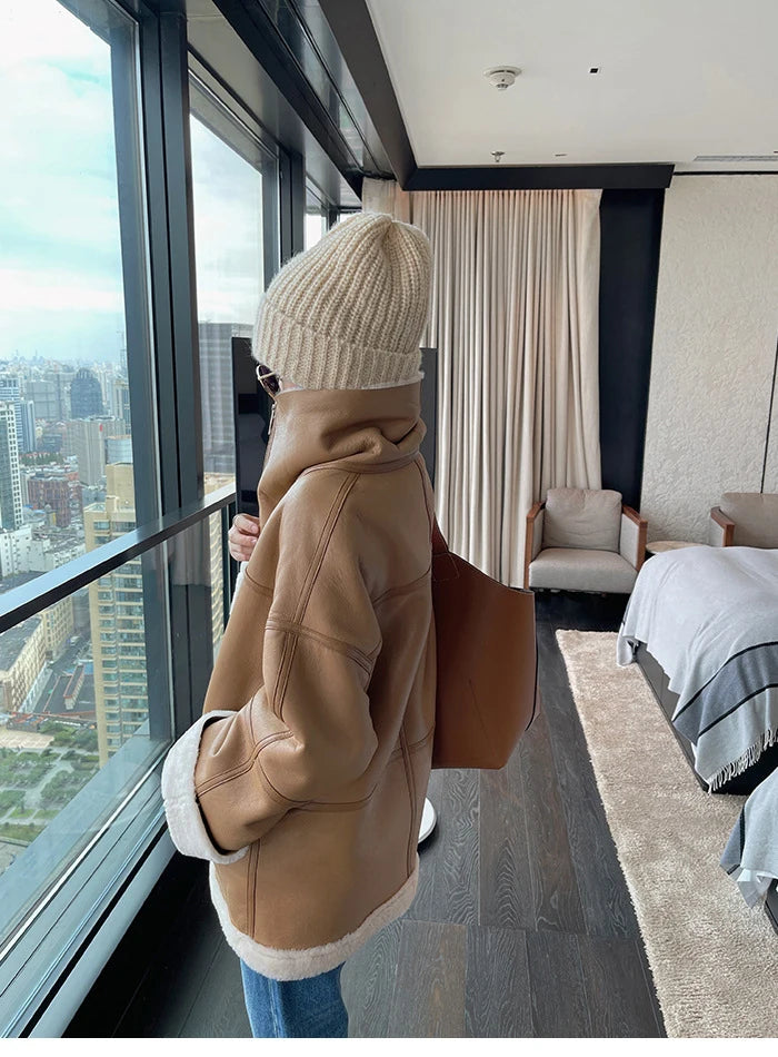 2025 Autumn Winter Fur Integrated Lamb Wool Coat Women's European And American Street Temperament Fashion Locomotive Fur Coat