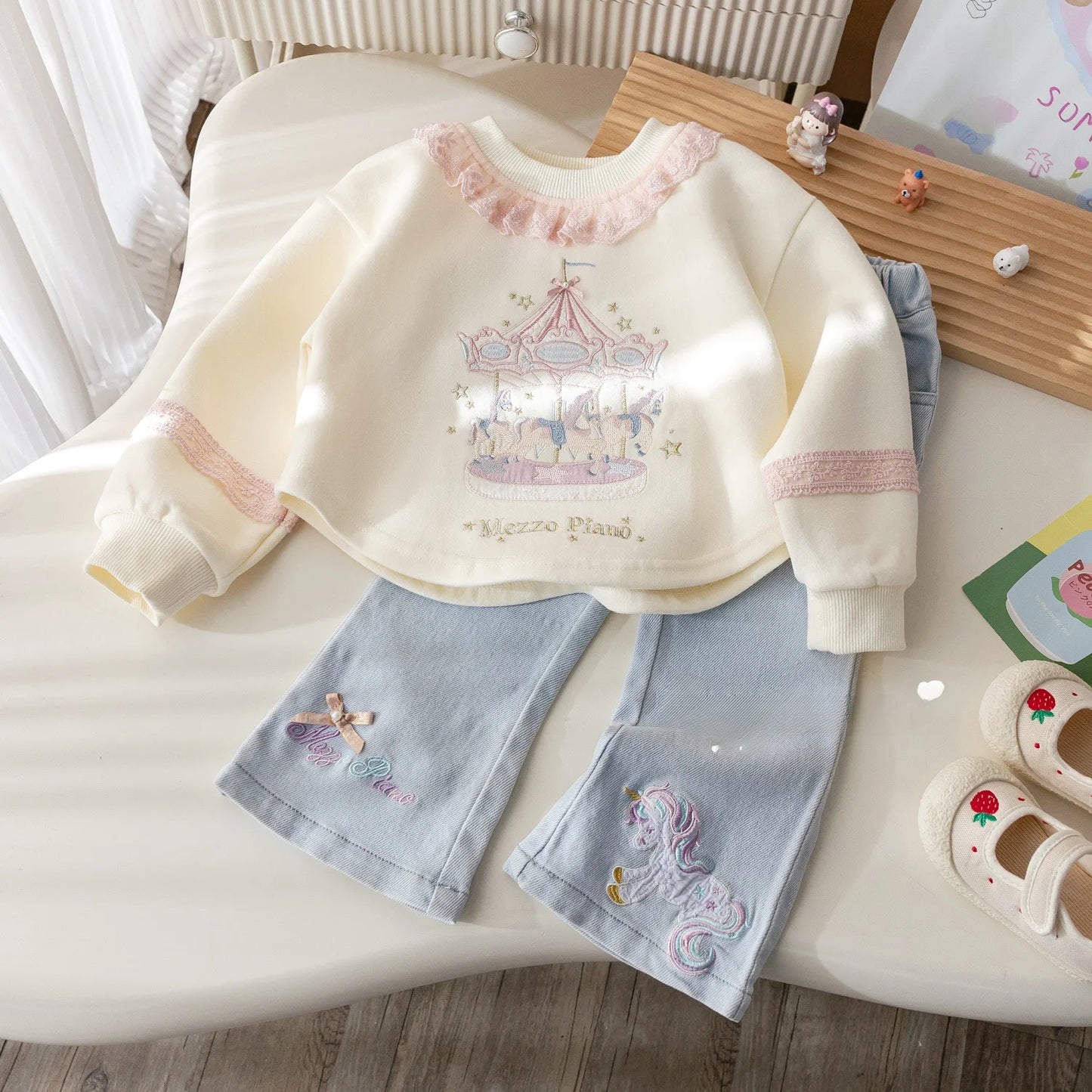 Girls Spring New Style Embroidered Sweatshirt Lace Trim Hoodie Baby Spring Clothes Korean Version Heavy Embroidery Top