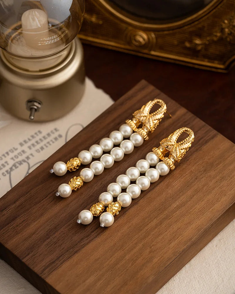 Light luxury high-grade multi-layer pearl necklace retro exaggerated niche alloy collarbone chain women's fashion jewelry