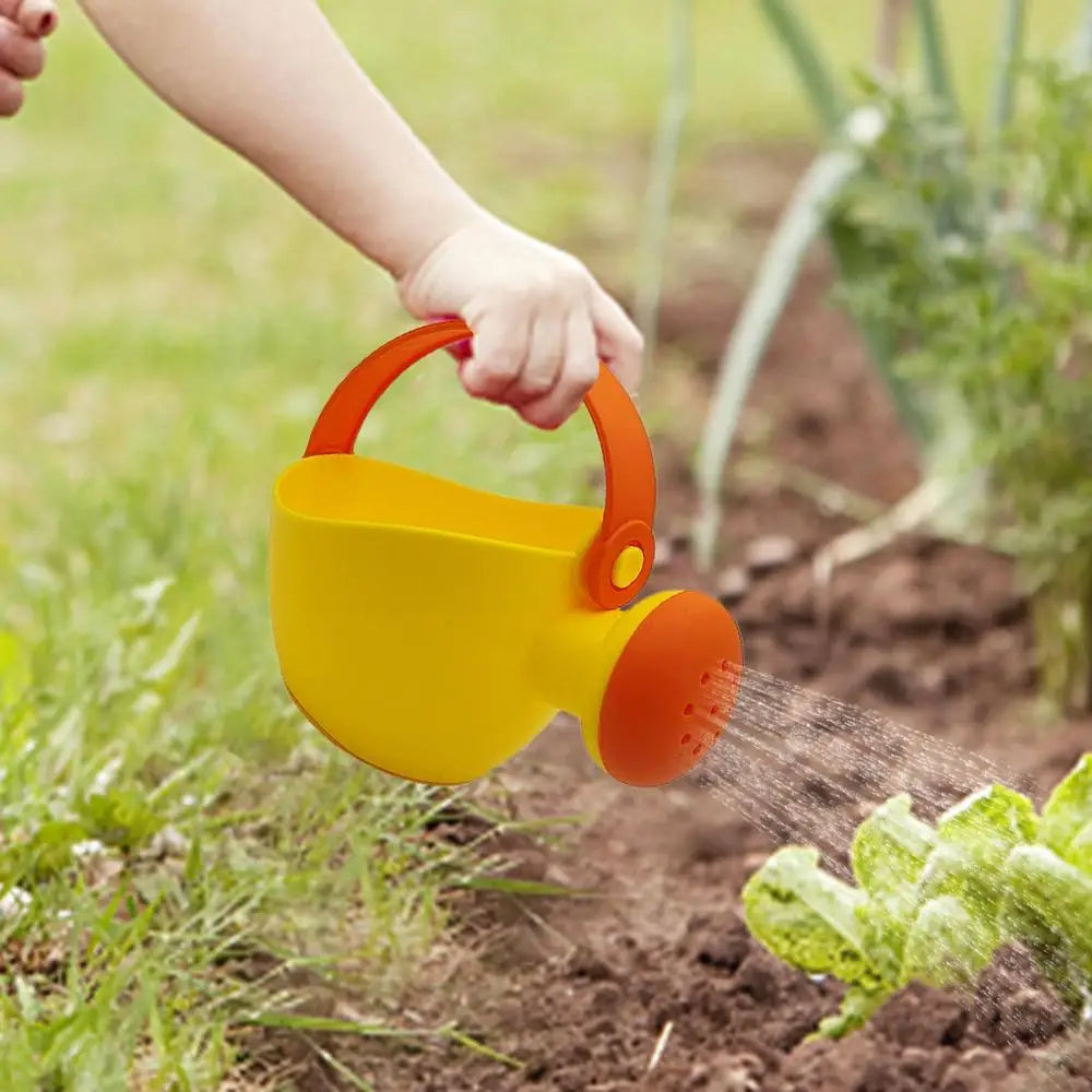 Watering Can Toys Educational Mini Watering Can for Garden Beach Indoor Outdoor Plants Watering Tools to Enhance Hand-Eye
