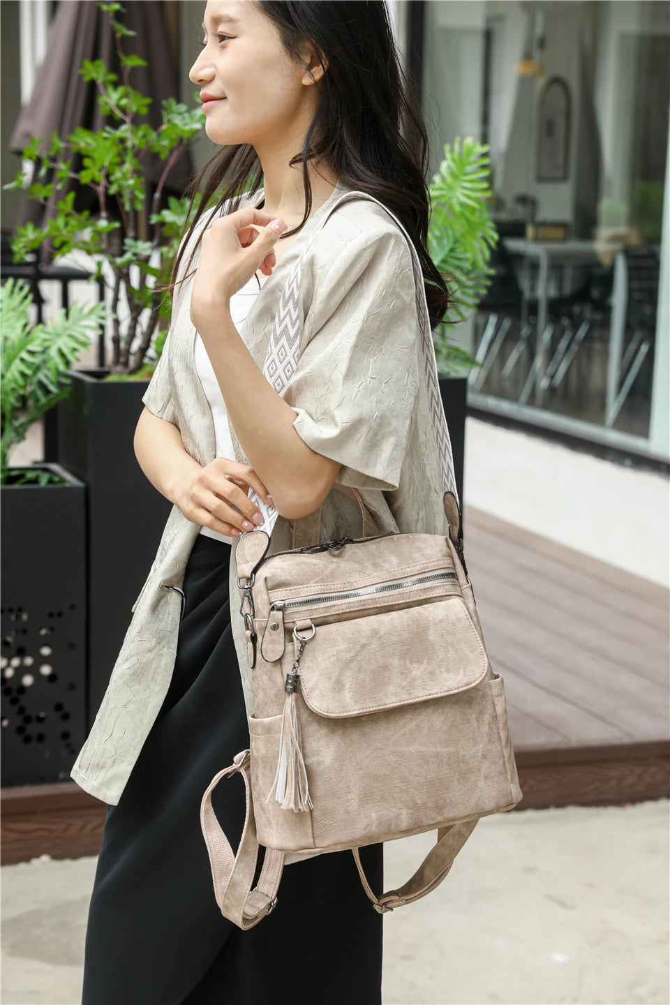 Ladies Daypacks Fashion Backpacks Women Big Travel Bagpack Large School Bags for Girls Solid Color Leather Rucksacks Female
