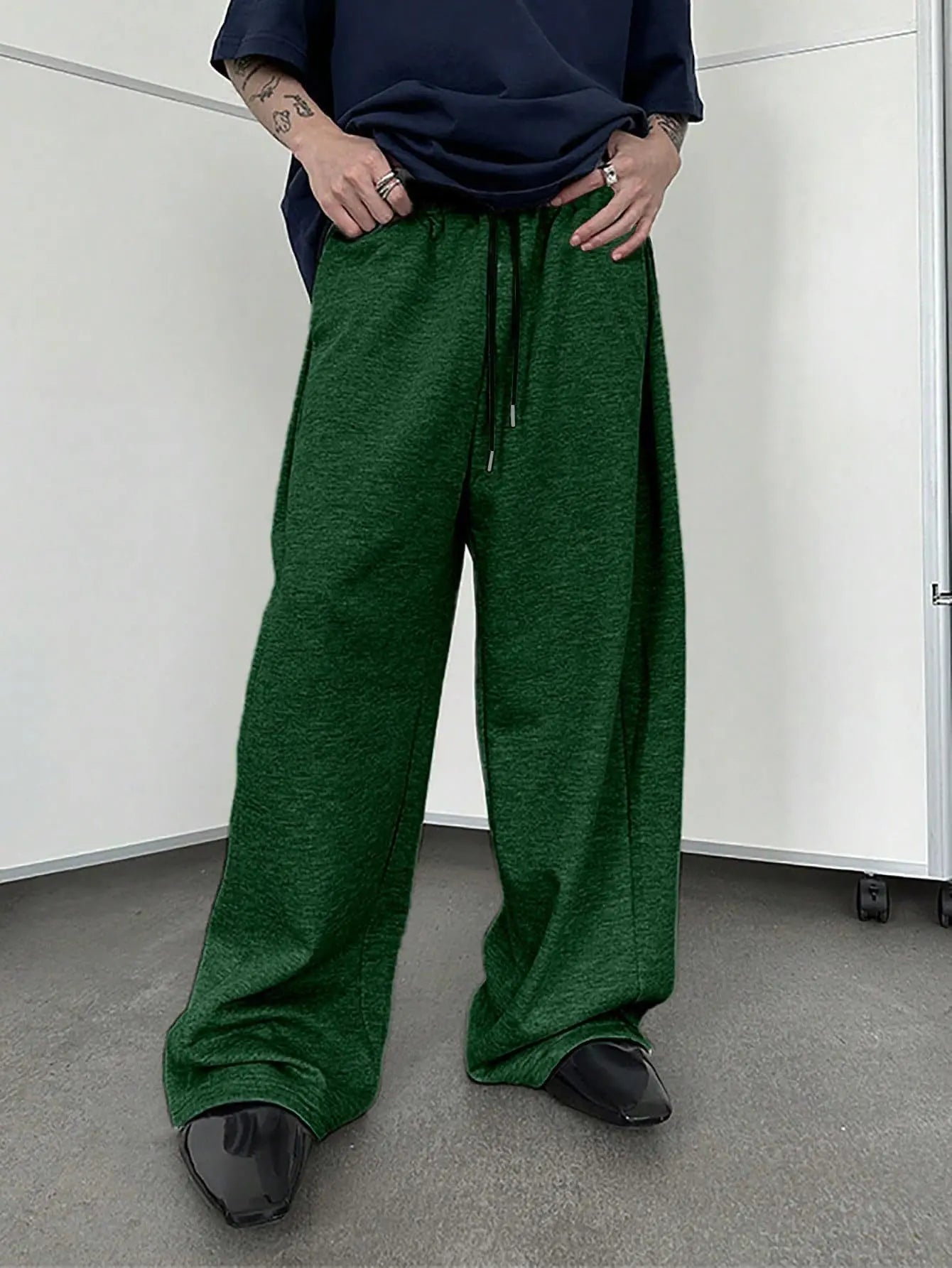 2025 New Korean style Sweatpants Sport Pants Men Running Pants Spring Summer Loose Casual Sweat Pants Straight Jogging Pants Men