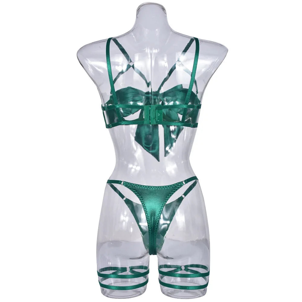 Lingerie's new hot selling European and American lingerie with exquisite bow and hollow out sexy three piece set with steel ring