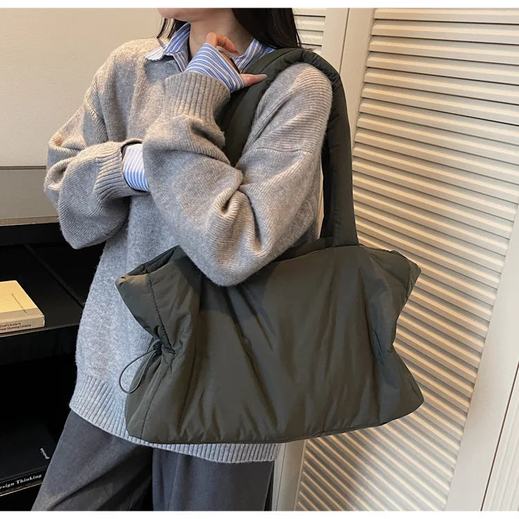 Women Nylon Bucket Shoulder Bag Large Capacity Tote Bag Fall Winter Versatile Cotton-padded Handbag Guangzhou High Quality Bag