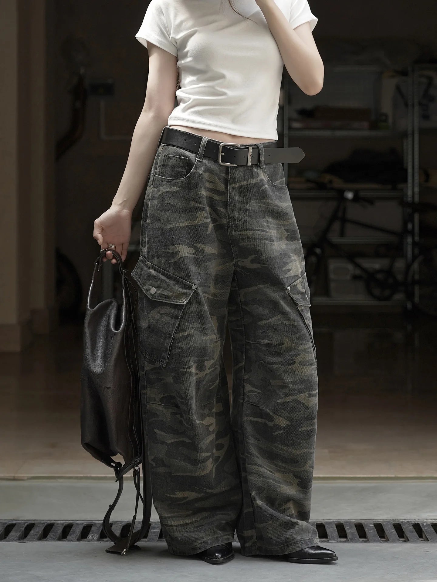 Retro and trendy waistband, workwear, large pocket, casual pants, three-dimensional and stylish pants for women