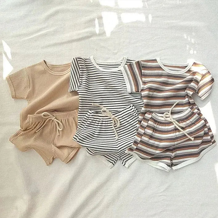Comfortable Baby Clothes Set  Boys Simplicity Stripe Round Neck T-shirt +  Striped Shorts  breathable casual girl short sleeved