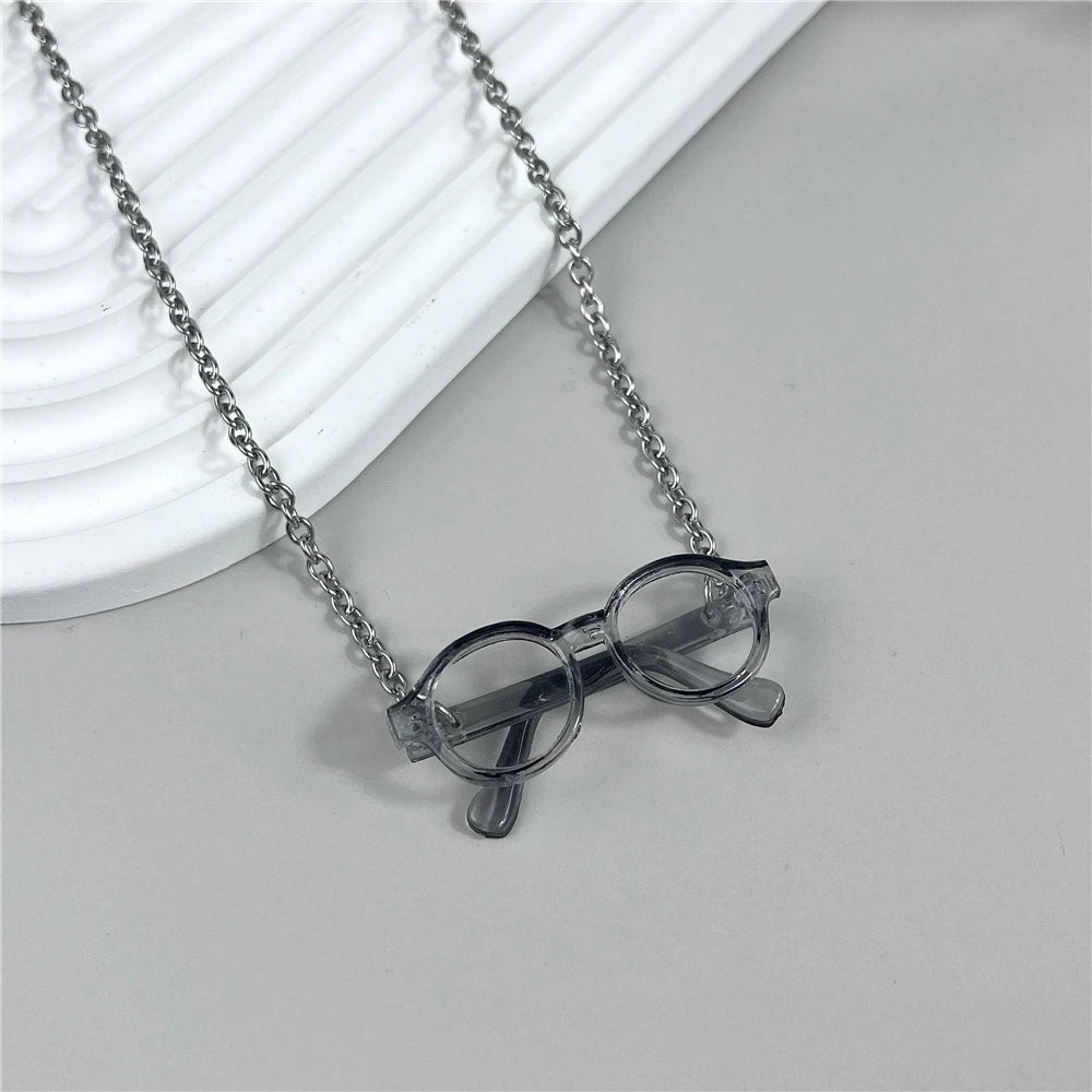 Artistic Glasses Shaped Necklace Niche Design Style Glasses Pendant Necklaces Simple Versatile Jewelry Fashion Necklace Gift