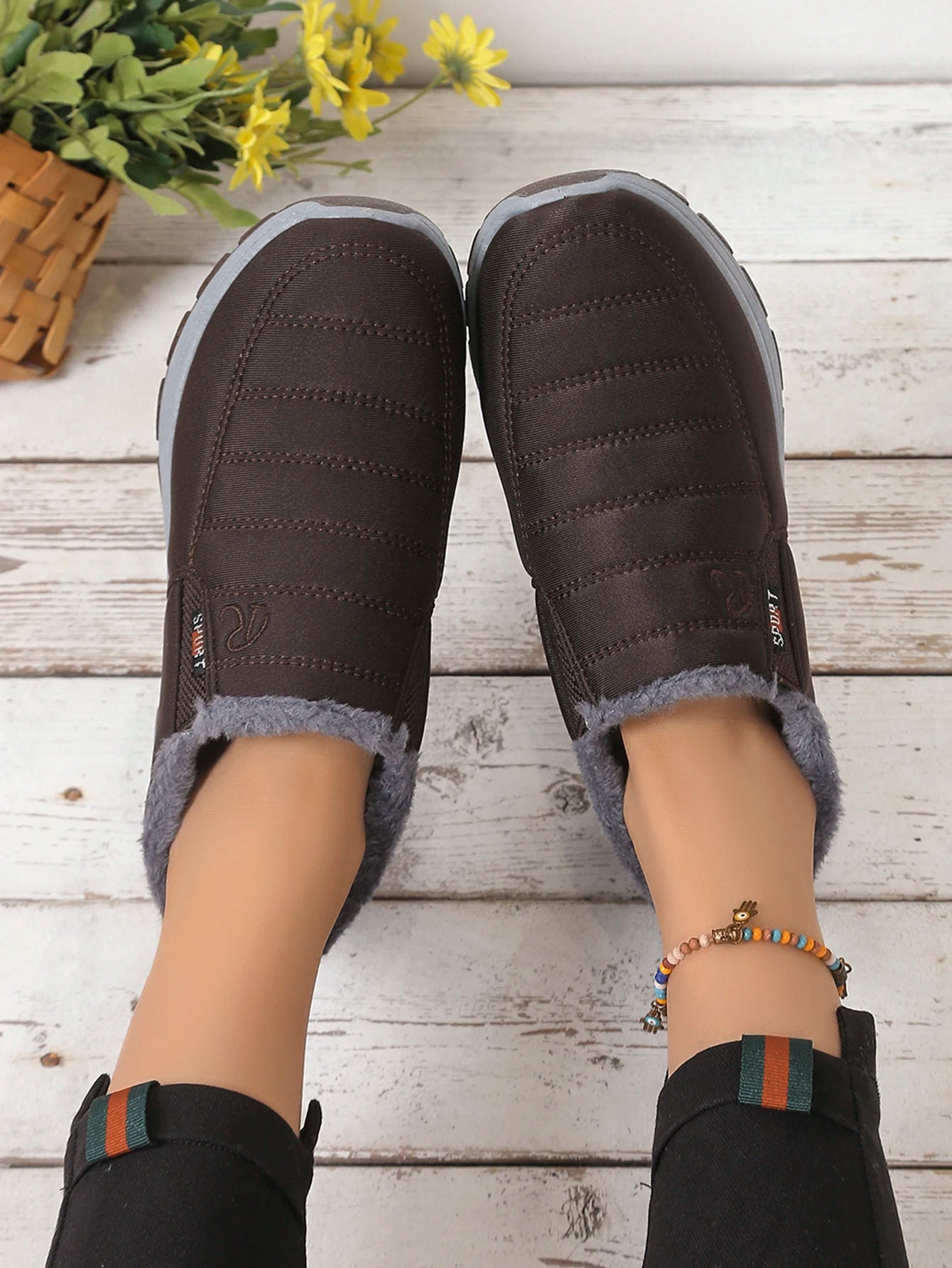 Women's Shoes, Women's Sports Shoes, Fleece and Thickened Boots, Lightweight Soft-Soled Women's Snow Boots