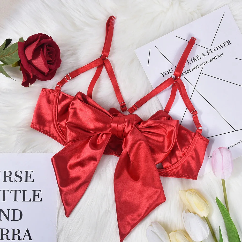 Lingerie's new hot selling European and American lingerie with exquisite bow and hollow out sexy three piece set with steel ring