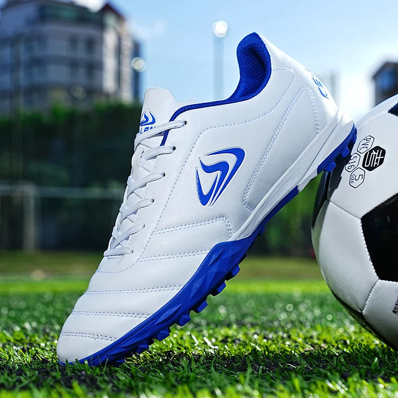 New Men Football Boots Outdoor Soccer Shoes TF FG Grass Cleats Comfortable Training Shoes Match Futsal Breathable Sport Indoor