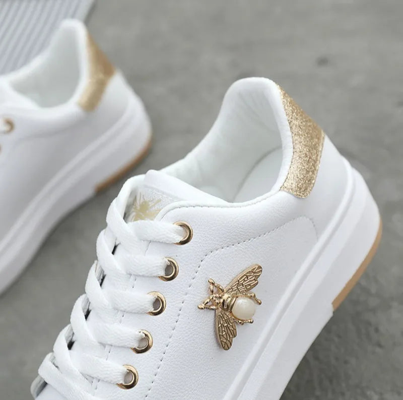 Mujer Women Platform Shoes High Quality Little bee Soft-sole Casual Shoes Female Skatboard Shoe Outdoor No Slip Walking Footwear