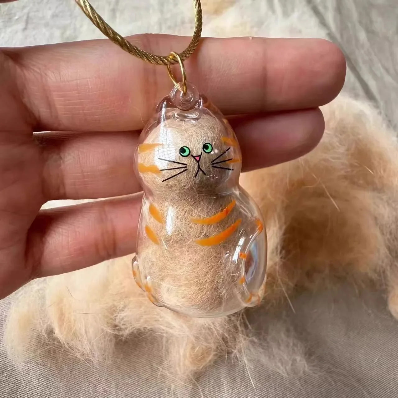 Transparent Pet Hair Keepsake Container Creative Handmade Cat Hair Pendant for Pet Hair Portable Keychain DIY Pendant Accessory