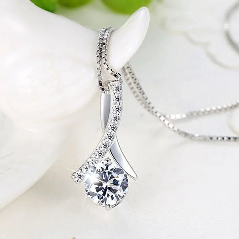 Necklace for Wife gift Fashion women Necklace Femal Heart Pendant Necklaces Girl Jewelry Husband Christmas Birthday Gifts