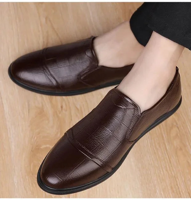 Social Shoe Male Spring Autumn Brown Men's Formal Shoes Round Toe Black Official Leather Casual Cowhide Footwear Clothing Office