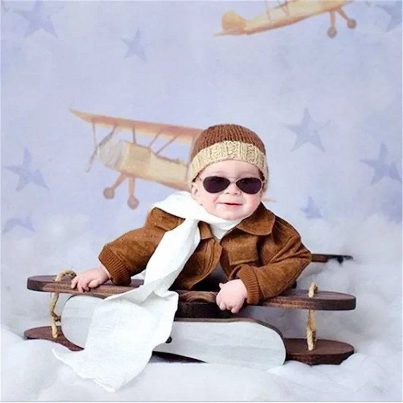 Baby Photography Props Posing Props Baby Shoot Accessori Wood Retro Plane New Born Baby Milestone Posing Hundred Day Photo Props