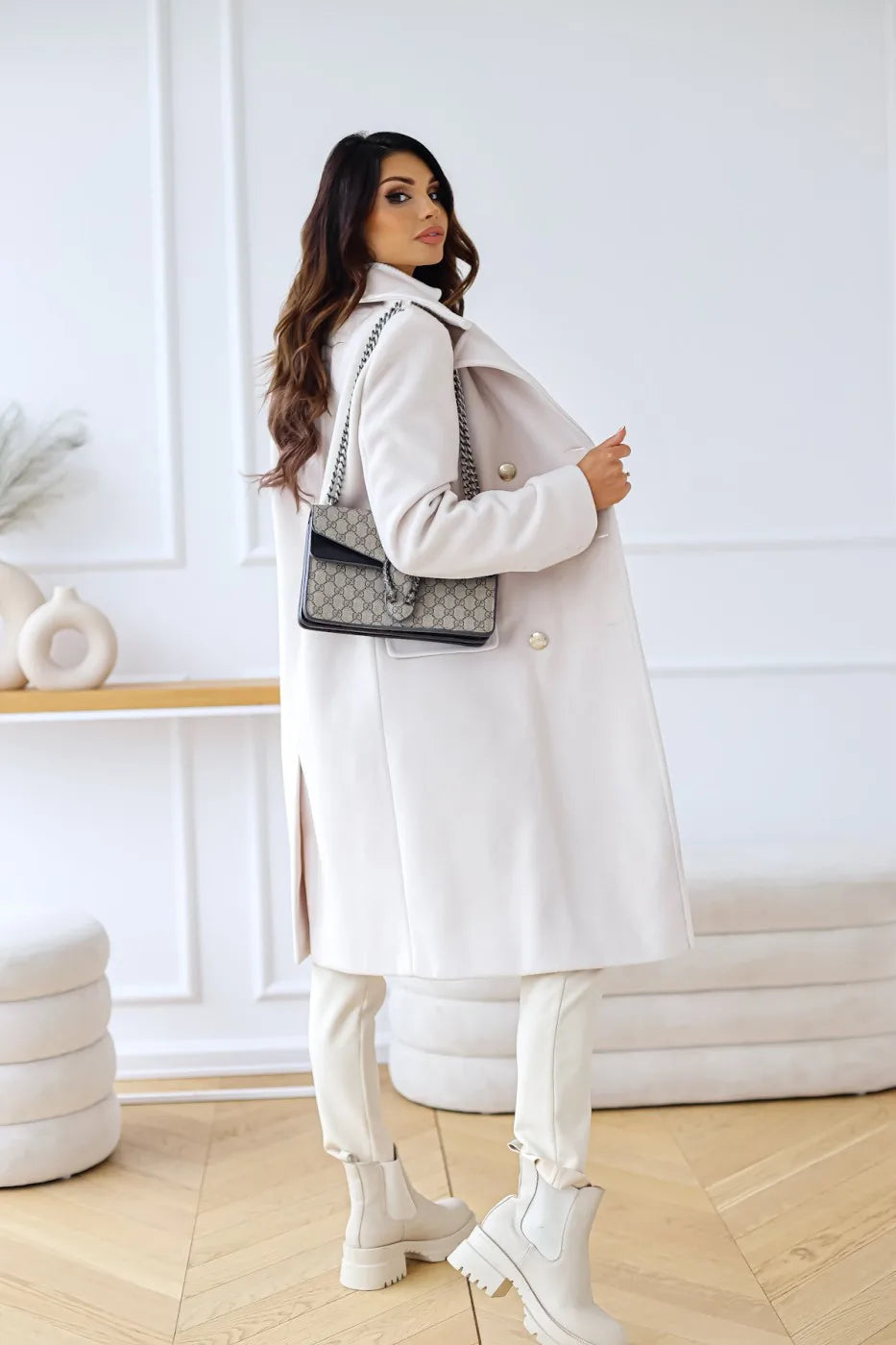 Suit woolen coat senior sense 2024 autumn and winter new double-breasted shoulder slimming Korean version of woolen coat