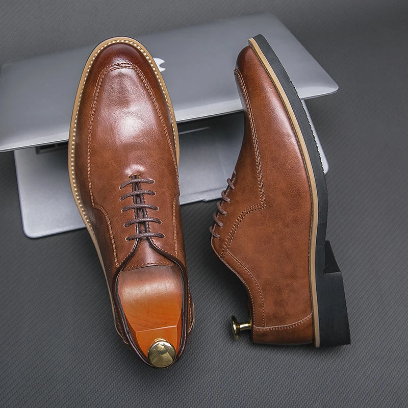 High End Brand Men's Party Formal Shoes Lace Up Pointed Men's Glossy Leather Shoes Classic Elegant Business Shoes Free Delivery