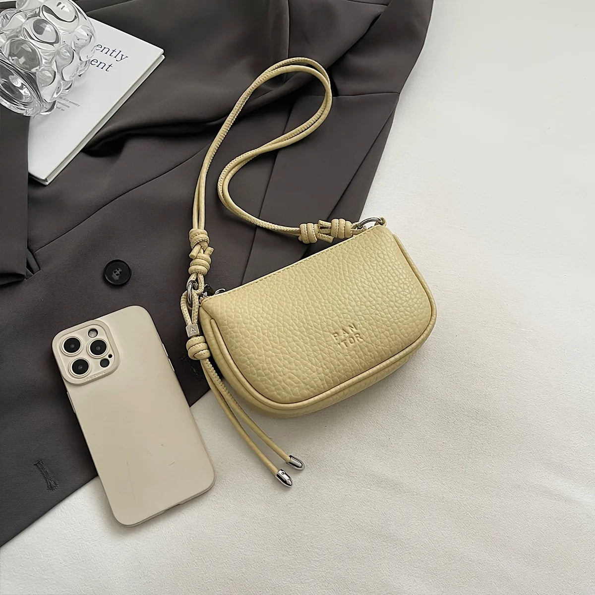 Ladies' Crossbody Bag Is Fashionable, Versatile, Solid Color, Exquisite Design, Suitable for Daily Commuting, Casual Shoulder Bag