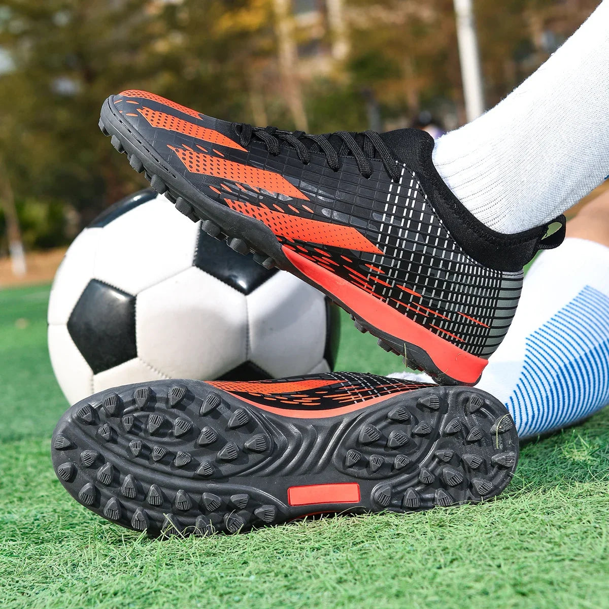 Men Professional Football Shoes Society TF/FG Soccer Shoes  Cleats Original Indoor Football Field Boots Grass Training Sneakers
