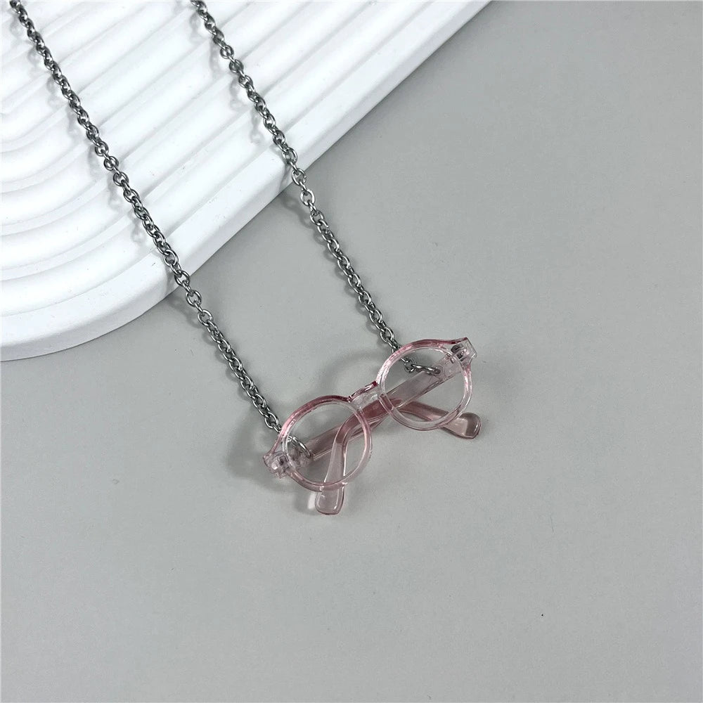 Artistic Glasses Shaped Necklace Niche Design Style Glasses Pendant Necklaces Simple Versatile Jewelry Fashion Necklace Gift