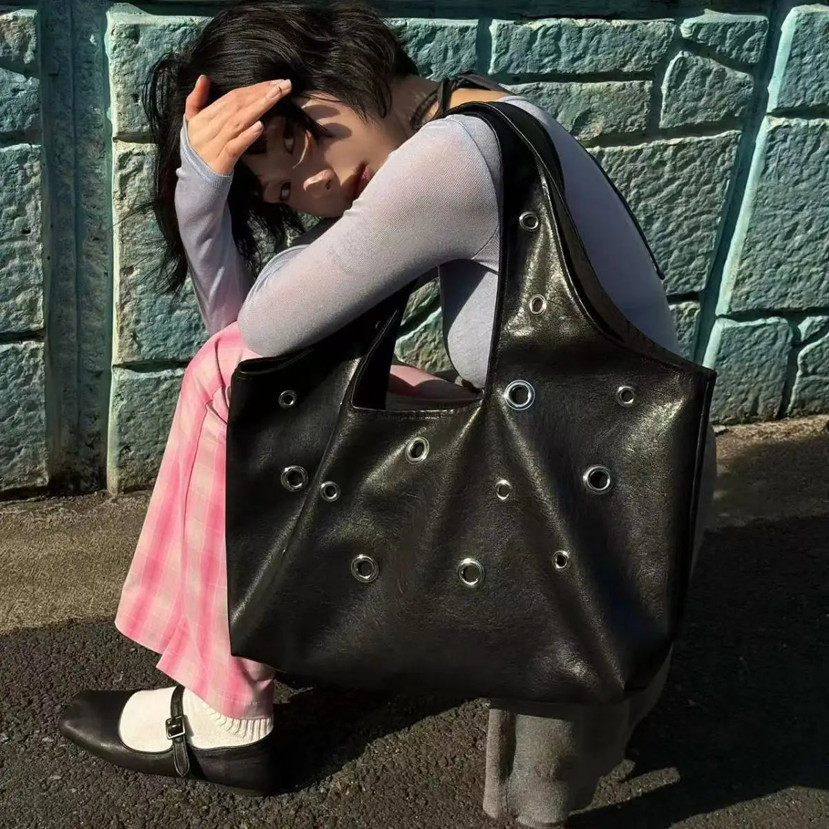 Women Bag 2025 New Fashion PU Rivet High-Capacity Shoulder Bag Handbag Simple Office Lady Women Bags