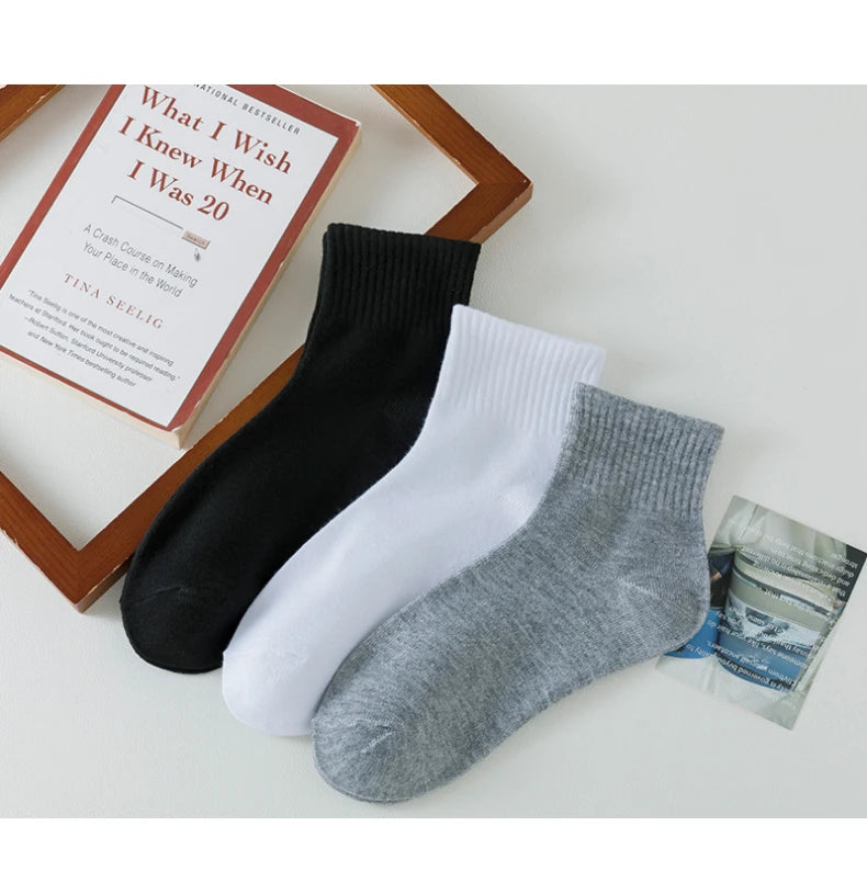 5/8 Pairs of MEN'S AND WOMEN'S Black Cotton Business Mid Length Soft and Warm Autumn/winter Solid Color Casual Socks