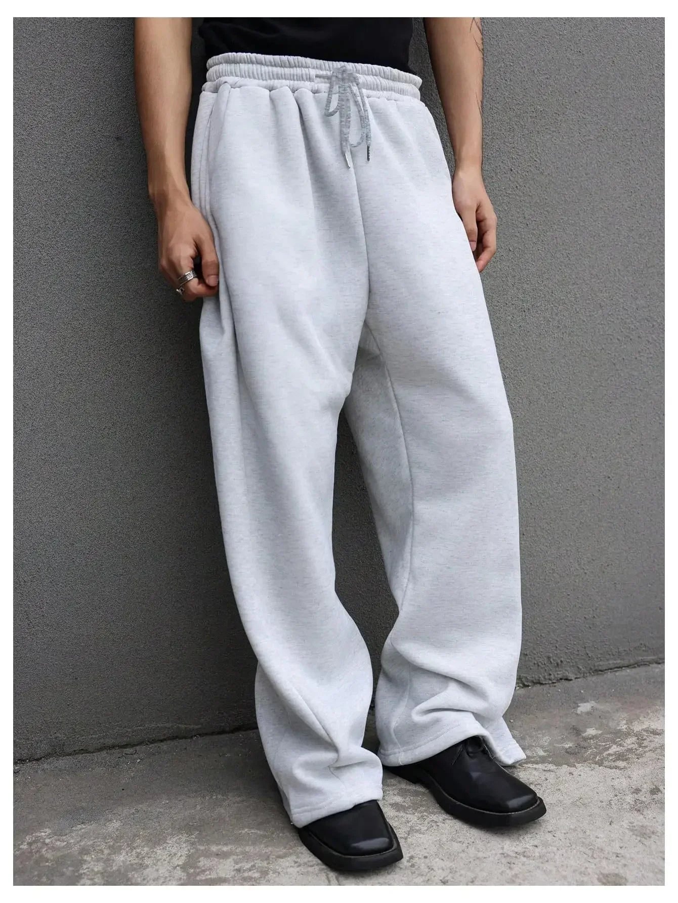 2025 New Korean style Sweatpants Sport Pants Men Running Pants Spring Summer Loose Casual Sweat Pants Straight Jogging Pants Men