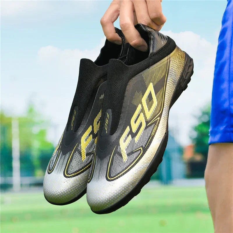 New Men Soccer Shoes High Ankle Breathable Football Boots Ultralight Futsal Non-Slip High-quality Sports Shoes Outdoor Match