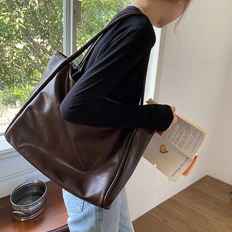 Women Tote Bag Fashion Underarm Pouch Large Capacity Soft Pu Leather Shoulder Bag Retro Crossbody Bag Casual Portable BucketBags