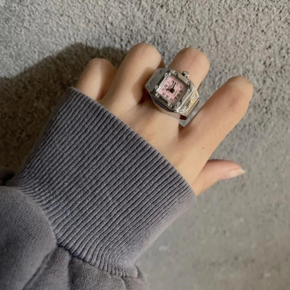 Watch Ring Assorted Niche Couple Finger Watch Mini Clock Retro Creative Electric Mens Girls Items Glass Boho Luxury