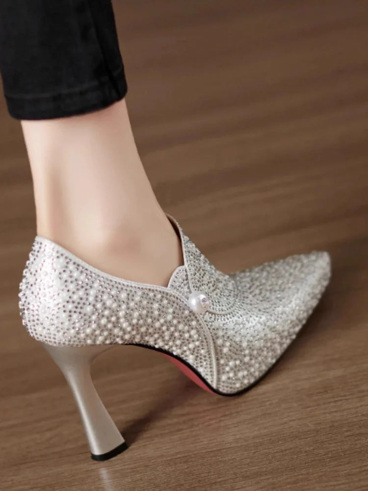 2026 Spring and Autumn high heels, pointed-toe, thick-heeled, shallow-mouthed, elegant and versatile professional women's shoes