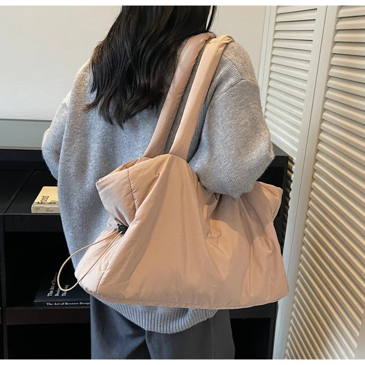 Women Nylon Bucket Shoulder Bag Large Capacity Tote Bag Fall Winter Versatile Cotton-padded Handbag Guangzhou High Quality Bag
