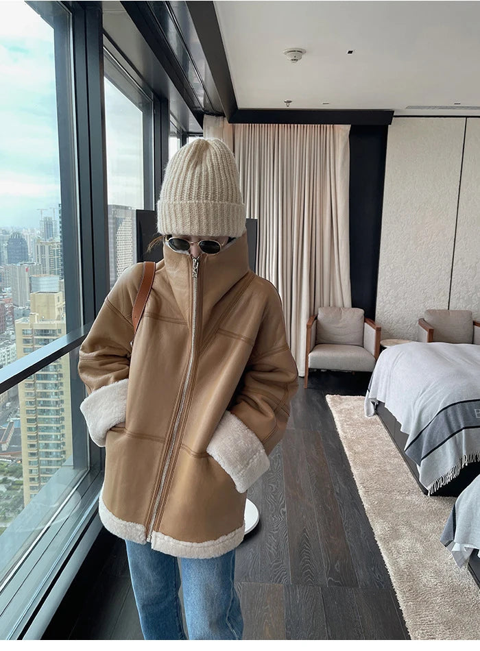 2025 Autumn Winter Fur Integrated Lamb Wool Coat Women's European And American Street Temperament Fashion Locomotive Fur Coat