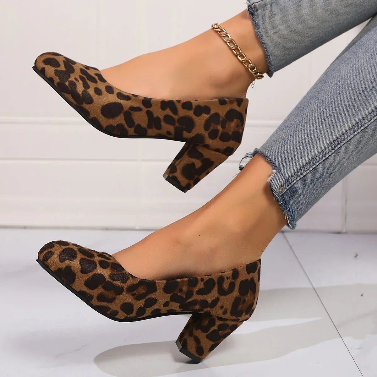 Autumn Single Shoes Women's Fashion New Round Toe Shallow Suede Cover Foot Non-slip Wear-resistant High Heels