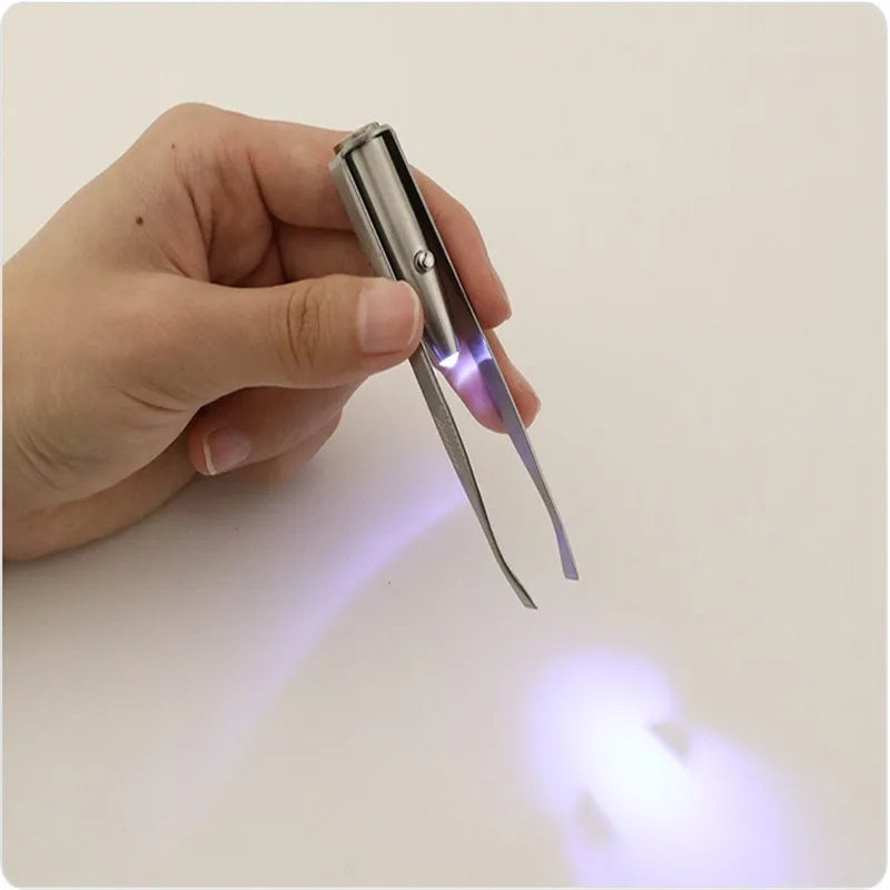 Stainless steel LED light eyebrow clip luminous eyebrow tweezers eyebrow clip beauty tool