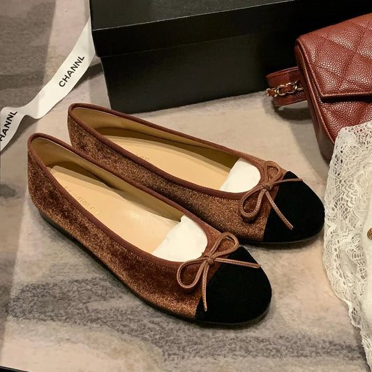 Flat Shoes for Women 2025 Spring and Autumn Round Toe Color Blocked Butterfly Bow Velvet Light Mouth Fashionable Single Shoe