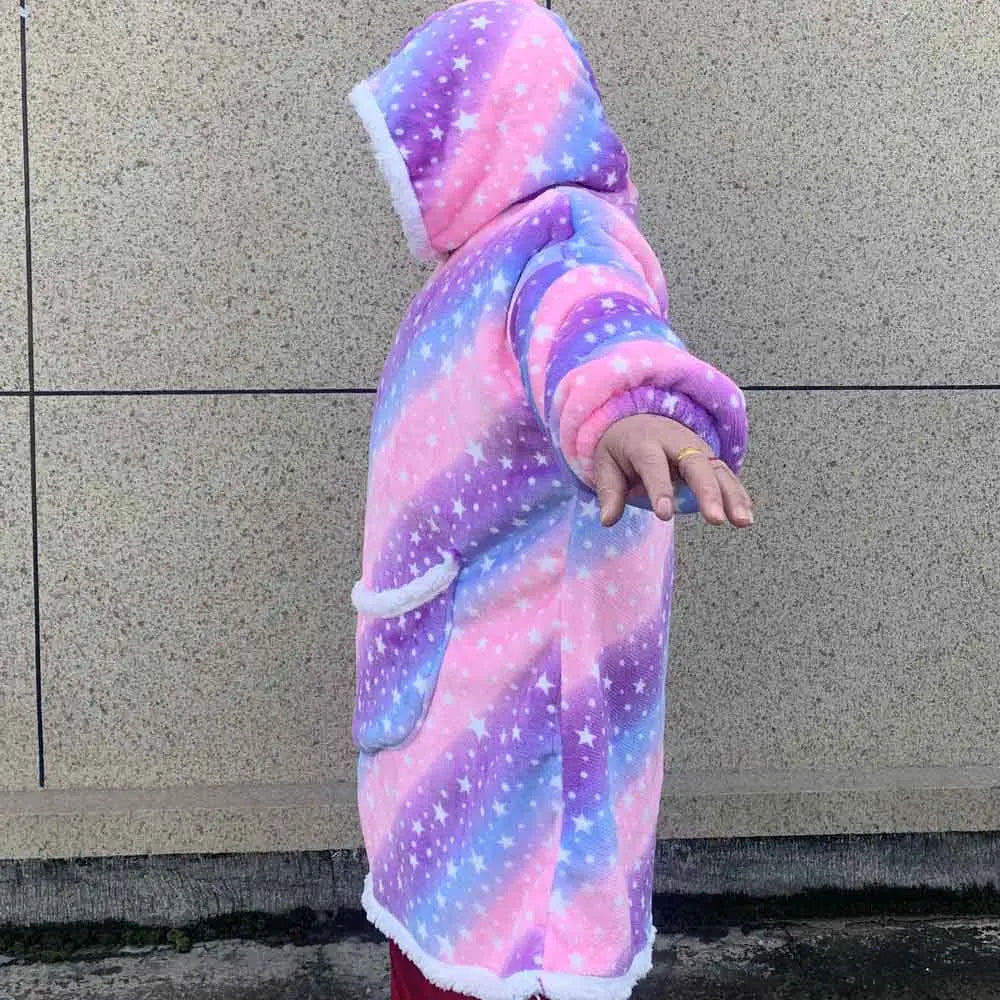 Oversized Blanket Hoodie with Big Pockets for Women Christmas Sweaters Hooded Cute Wearable Fleece TV Blanket for Couple Hoodies
