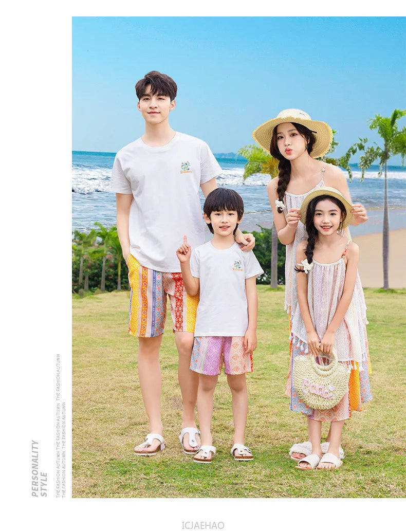 Dress 2025 Woman Vacation Couple Parent-child Beach Family Resorts Look Matching Holiday Outfit Mom Daughter Clothes Dad Son Set